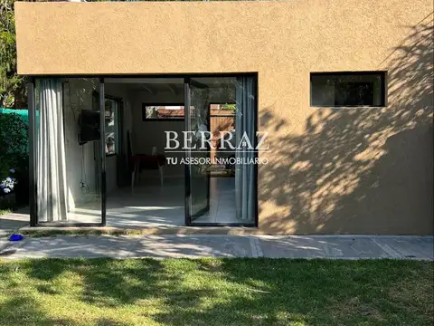Casa venta 3 ambientes en De Vicenzo Grande Pilar lote de 50 m2 Interno