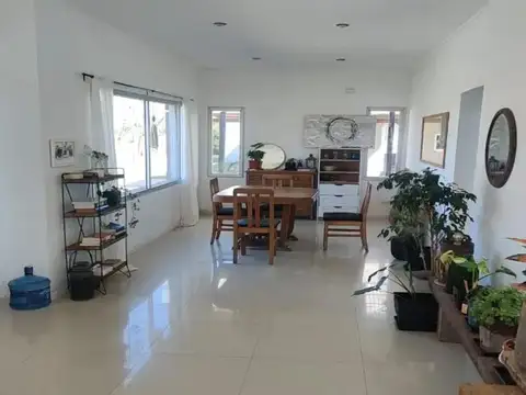 CASA EN ALQUILER ESCOBAR