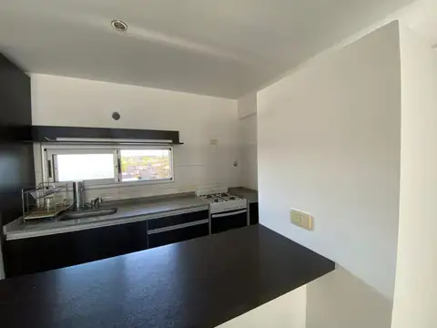 Departamento en Alquiler con 1 cocheras