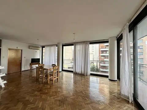 Departamento en Venta de 4 dormitorios