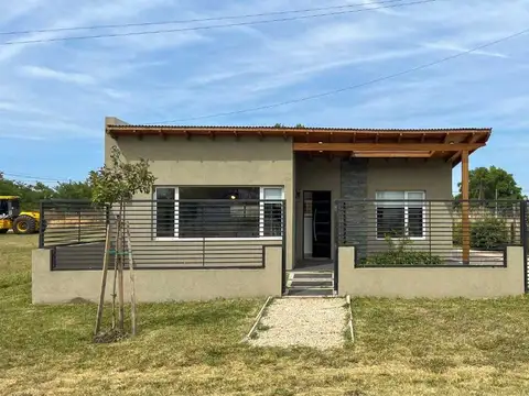 EN VENTA CASA EN GARDEY A MINUTOS DE TANDIL