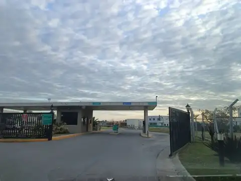 Terreno en Venta en Pilar del Este - Santa Lucia, USD 27.000