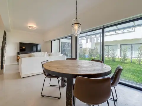 Casa en Venta al Oeste