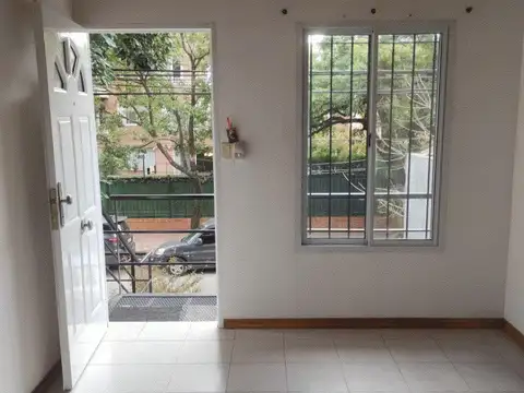 Dr N Avellaneda 1700, Piso 1