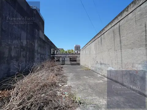 Terreno en Venta 8  mts Frente