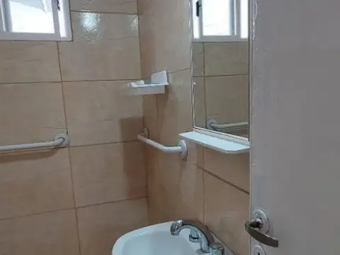 EL PALOMAR: CASA EN PROPIEDAD HORIZONTAL A 2 CUADRAS DE LA ESTACION EL PALOMAR - FICHA 7812