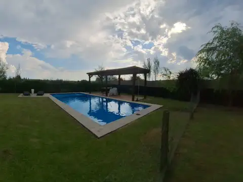 VENTA DE CASA SAN SEBASTIAN APTO CREDITO HIPOTECARIO AREA CON LAGUNA PERMUTA