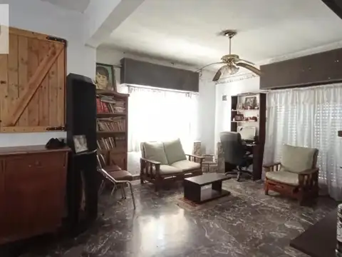 Depto Tipo Casa en Venta 46 años