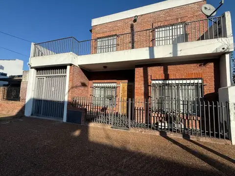 VENTA CASA 7 AMB EL PALOMAR MULTIFAMILIAR APTOCR
