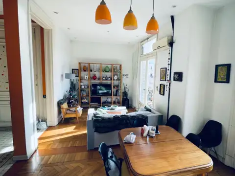 Departamento 5 ambientes con 2 baños