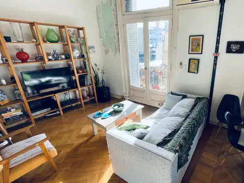 Rivadavia 1200 , Piso 5