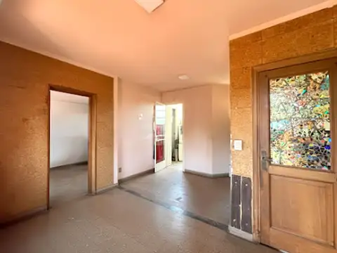 Depto Tipo Casa 3 ambientes con 2 baños