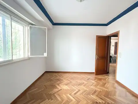 Depto Tipo Casa en Venta en Flores, USD 198.000