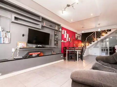 VENTA DUPLEX  4 AMBIENTES  SIN EXPENSAS ADROGUE