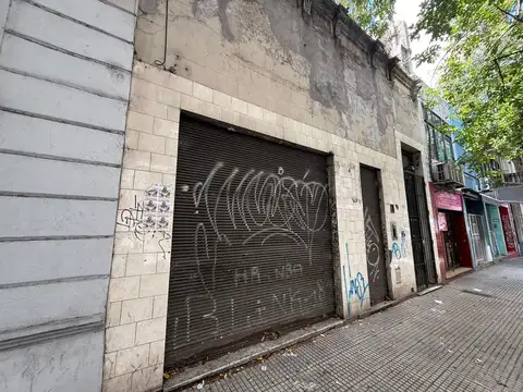 VENTA LOTE DOBLE FRENTE EN BALVANERA
