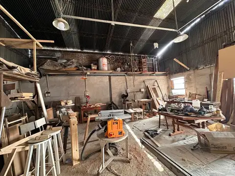 Venta de Galpon - vivienda  Pablo Nogues.