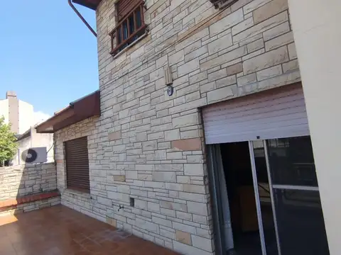 Casa en Alquiler al Este