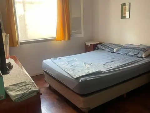 Depto Tipo Casa 2 ambientes con 1 baño