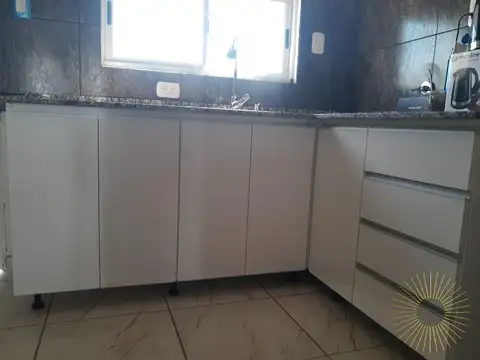 Bella casa, nueva y con amplio terreno en  San Benito-  E. R