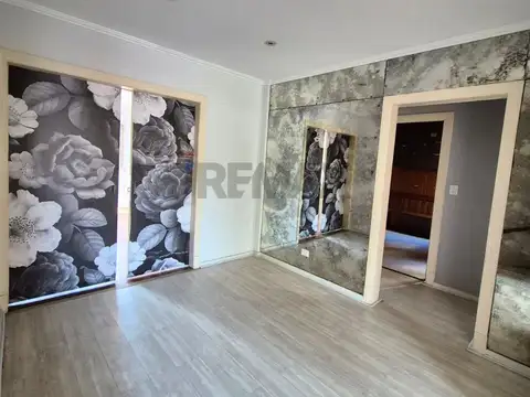 Departamento 6 ambientes con 2 baños