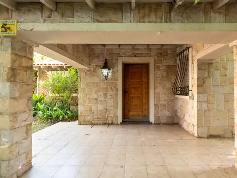 Casa en Venta en Ciudad Jardín del Palomar, USD 340.000