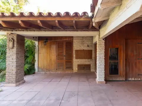 Venta casa 6 ambientes Ciudad Jardín