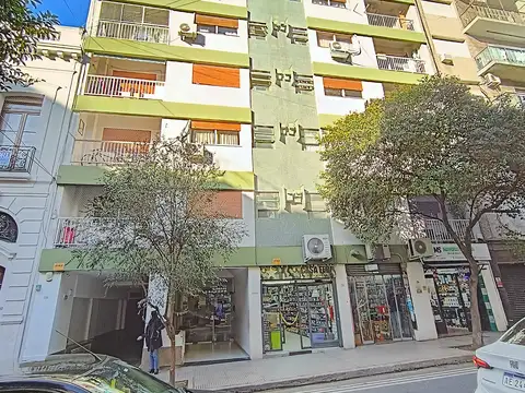 Teniente General Juan Domingo Perón 2200