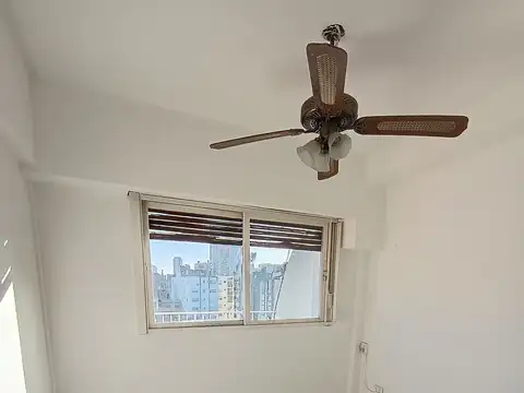 EXCELENTE DEPTO. 2 AMB. C/BALCON ATERRAZADO EN LA CALLE PERON AL 2200, BALVANERA