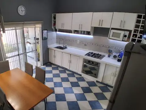 Casa en Venta en San Antonio de Padua, USD 145.000