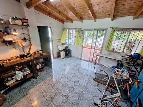 Casa en Venta con 1 cochera