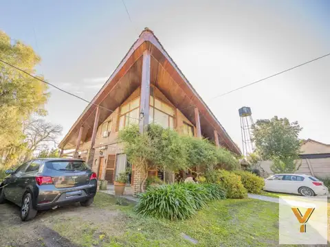 Casa en venta - 6 Dormitorios 5 Baños - Cocheras - San Miguel