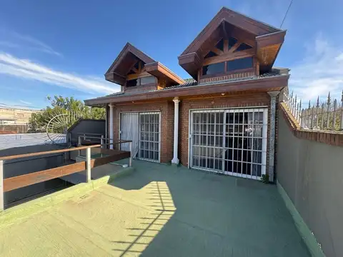 Casa en Venta en Guillermo E Hudson, USD 245.000