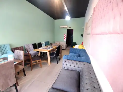 Local en Venta en Villa Dominico, USD 55.000