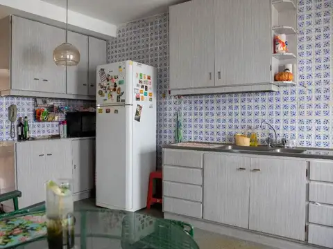 VENTA DTO. 4 AMB. EN  PALERMO CON BALCÓN CORRIDO