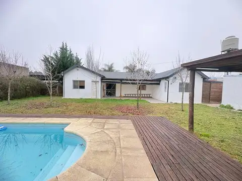 CASA EN ALQUILER ZARATE