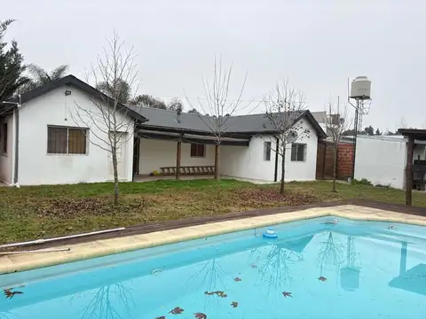 Casa en Alquiler en Zarate, $ 900.000