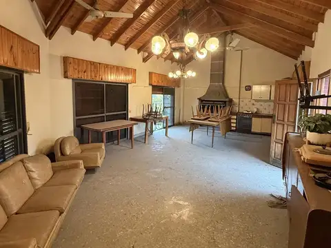 VENTA CASA EN LANÚS OESTE