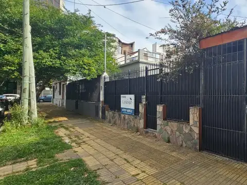 UNICO LOTE en FLORIDA, Calle tranquila,3 cuadras  Av Maipú