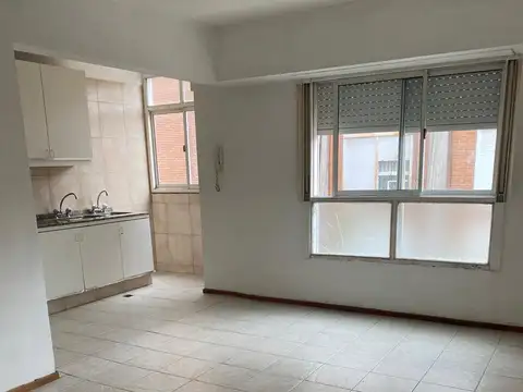 Departamento en Alquiler en Centro, $ 700.000