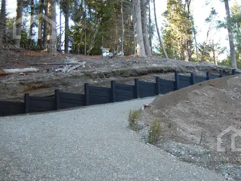 Terreno Venta en  Puerto Manzano a metros del lago