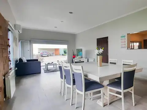 Casa en Venta en Funes, USD 450.000