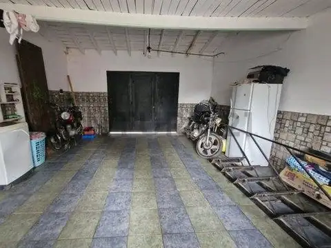 607 esquina 12 800