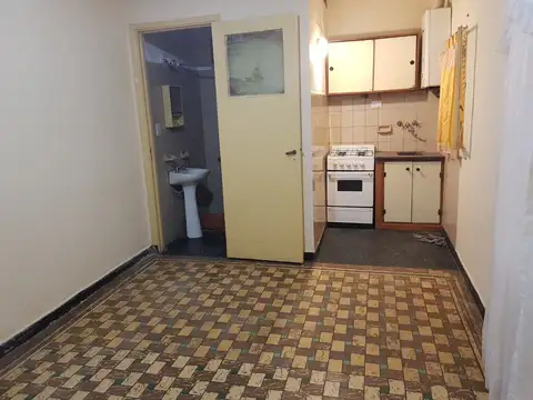 Depto Tipo Casa en Alquiler de 1 dormitorio