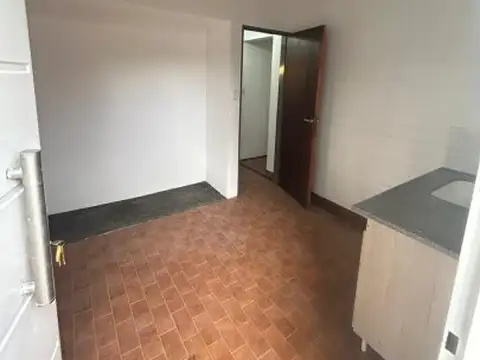 Depto Tipo Casa en Alquiler de 2 ambientes