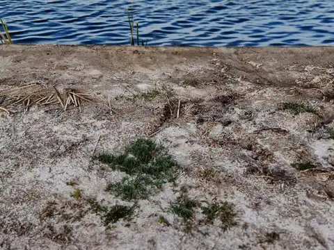 Lote en venta al agua - Puertos del Lago - Barrio Amarras