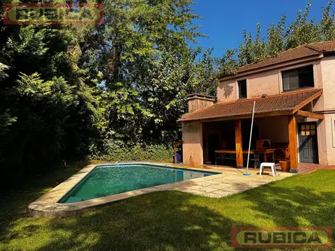 Casa 4 ambientes con 3 baños