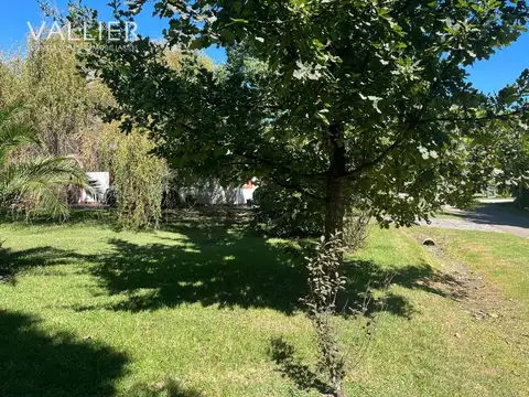 Casa en Alquiler con 1 cochera