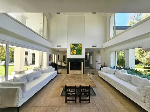 Casa en Venta de 5 dormitorios