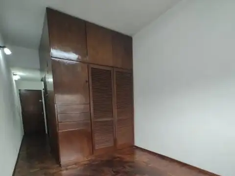 MONOAMBIENTE APTO PROFESIONAL CASTELAR CENTRO