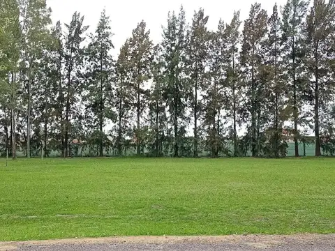 Venta de terreno en barrio privado Las Fuentes